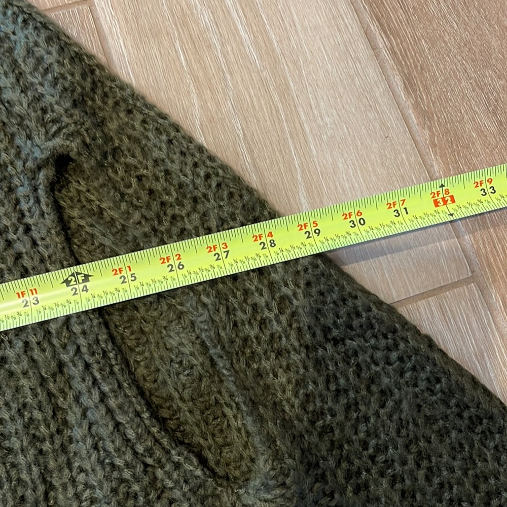 Debut Olive Green Poncho SMALL/MEDUIM FIT - Picture 5 of 8